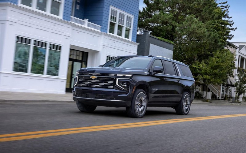 Chevrolet Suburban 2020 with chauffeur in Dubai