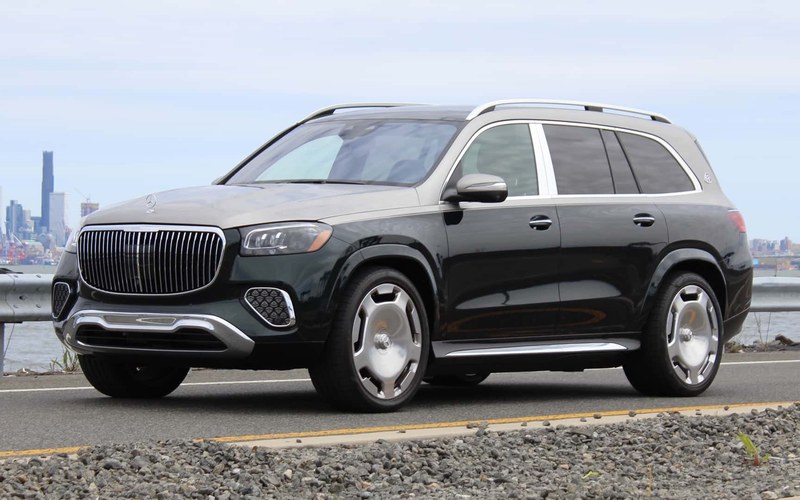 Mercedes Benz GLS 600 Maybach 2024 with chauffeur in Dubai